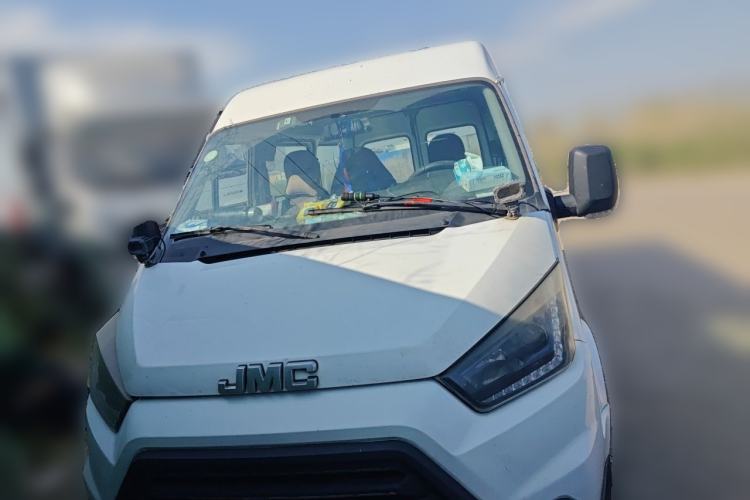 Used JMC Transit 2017 2.8T Commercial Version Short Wheelbase Mid-Roof 6/7/8-Seater JX493 Front