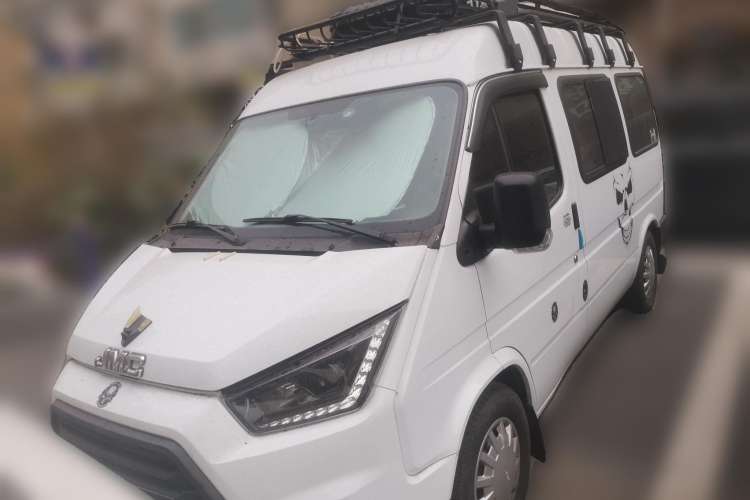 Used JMC Transit 2017 2.8T Commercial Version Short Wheelbase Mid-Roof 6/7/8-Seater JX493 Front