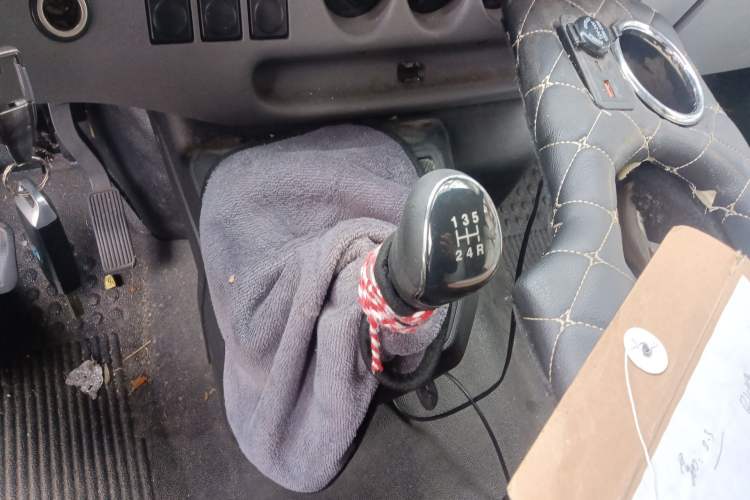 Used JMC Transit  Gear Lever