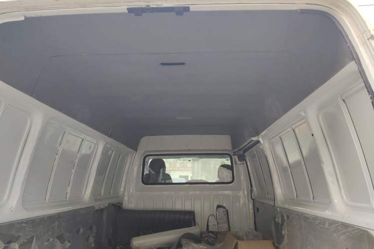 Used JMC Transit 2017 2.8T Commercial Version Long Wheelbase Mid-Roof 3-Seater JX493 Headliner