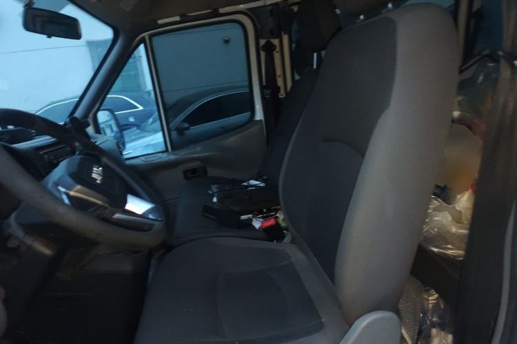 Used JMC Transit 2017 2.8T Commercial Version Short Wheelbase Low-Roof 6/7/8-Seater JX493 Left Front Seat
