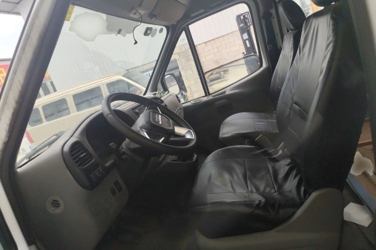 Used JMC Transit 2017 2.8T Commercial Version Long Wheelbase Mid-Roof 6/7/8-Seater JX493 Left Front Seat