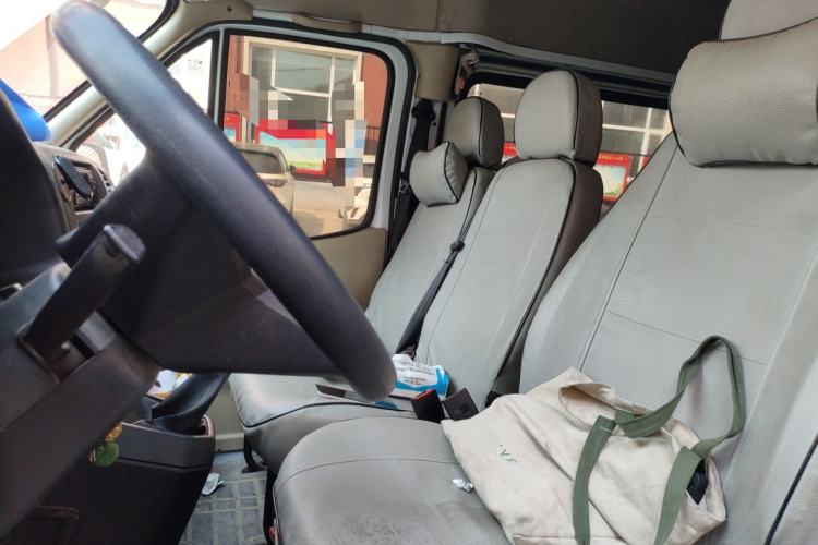 Used JMC Transit 2017 2.8T Business-Grade Long Wheelbase Mid-Roof 14/15-Seater JX493 Left Front Seat