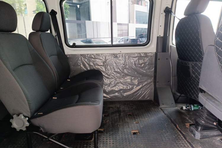 Used JMC Transit 2017 2.8T Commercial Version Long Wheelbase Mid-Roof 6/7/8-Seater JX493 Left Rear Seat