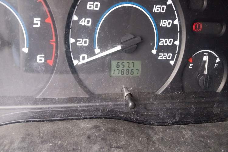 Used JMC Transit  Odometer Close Up