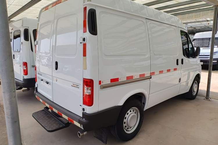 Used JMC Transit 2017 2.8T Commercial Version Short Wheelbase Mid-Roof 3-Seater JX493 Rear Right 45 Deg