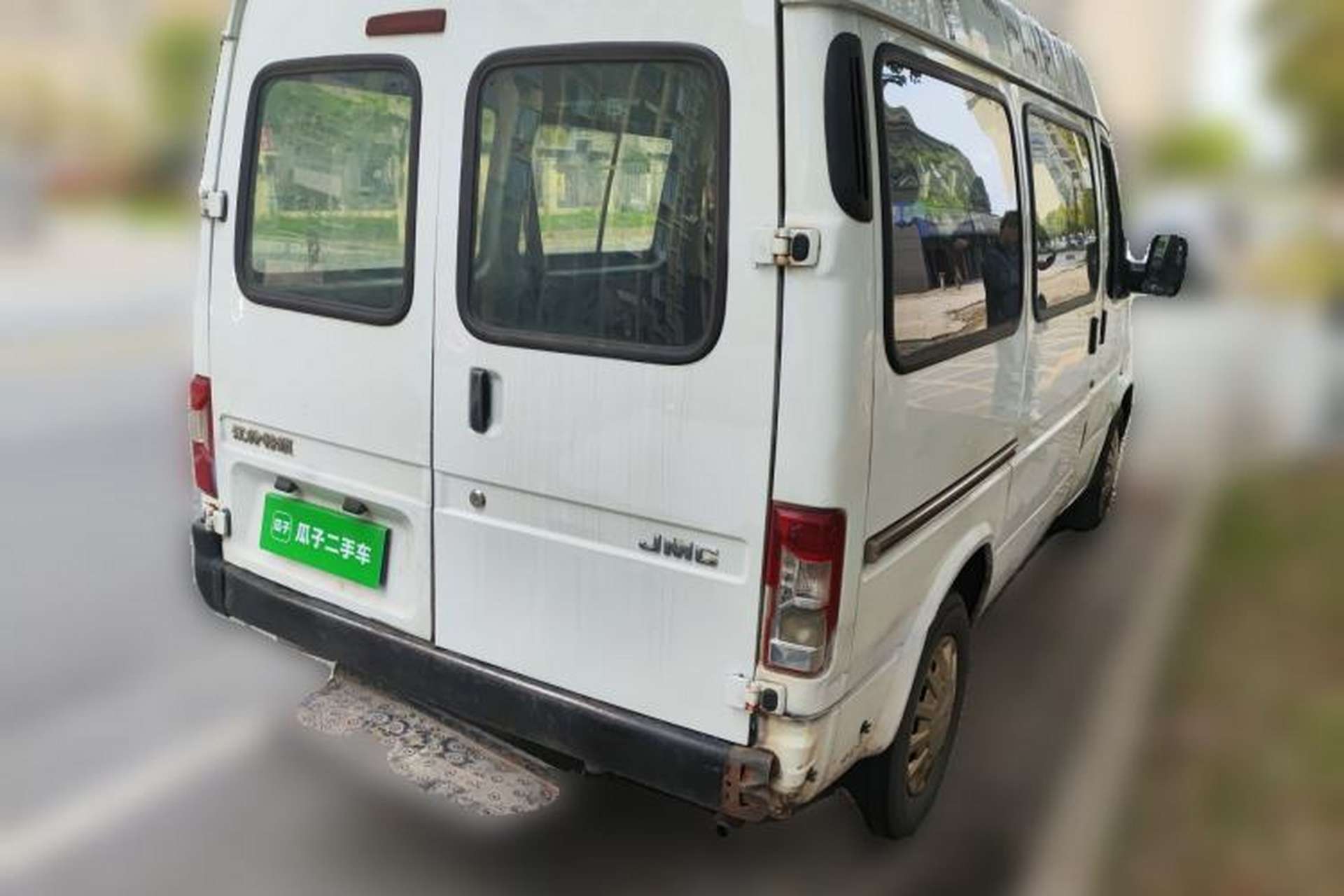 Used JMC Transit 2017 2.8T Commercial Version Short Wheelbase Mid-Roof 6/7/8-Seater JX493 Rear Right 45 Deg