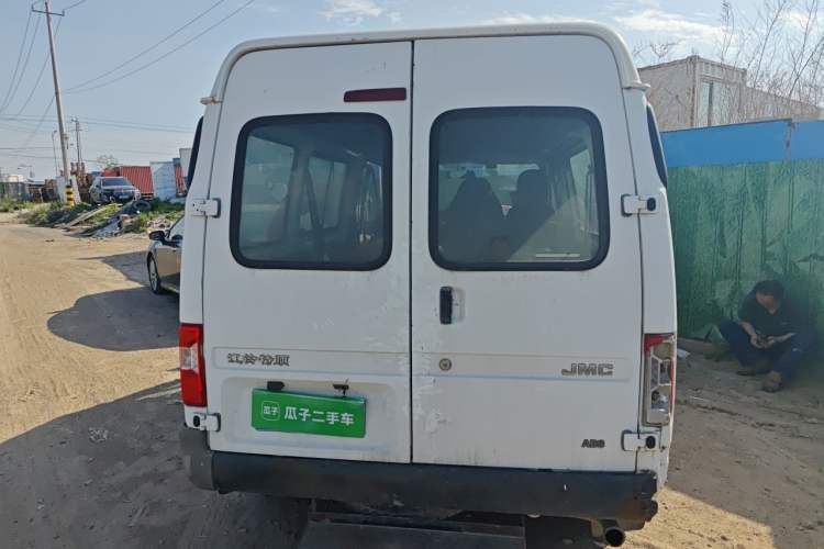 Used JMC Transit 2017 2.8T Commercial Version Short Wheelbase Mid-Roof 6/7/8-Seater JX493 Rear