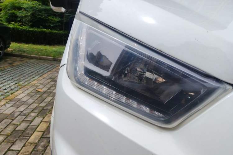 Used JMC Transit  Right Front Headlight