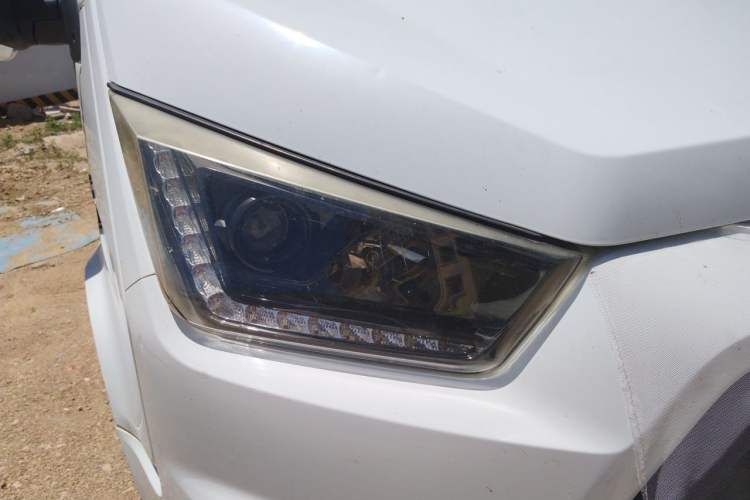 Used JMC Transit  Right Front Headlight
