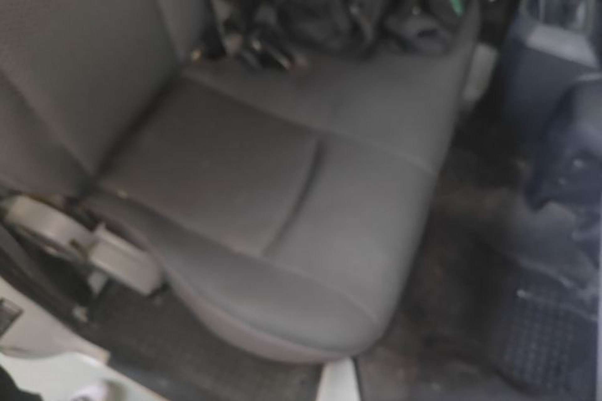 Used JMC Transit 2017 2.8T Commercial Version Short Wheelbase Mid-Roof 6/7/8-Seater JX493 Right Front Seat