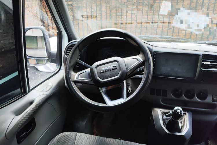 Used JMC Transit 2017 2.8T Commercial Version Short Wheelbase Mid-Roof 6/7/8-Seater JX493 Steering Wheel