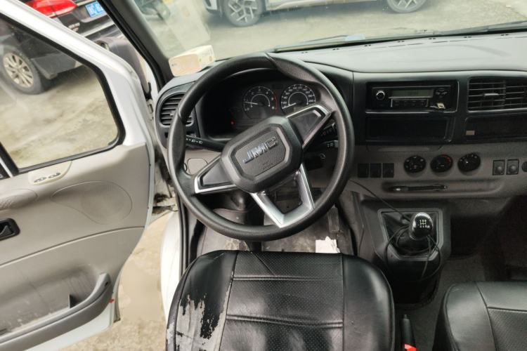 Used JMC Transit 2017 2.8T Commercial Version Short Wheelbase Mid-Roof 6/7/8-Seater JX493 Steering Wheel