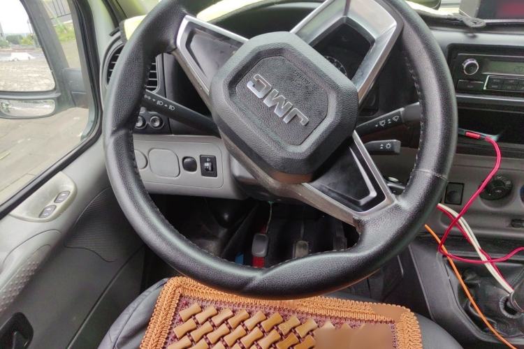 Used JMC Transit 2017 2.8T Commercial Version Long Wheelbase Mid-Roof 6/7/8-Seater JX493 Steering Wheel