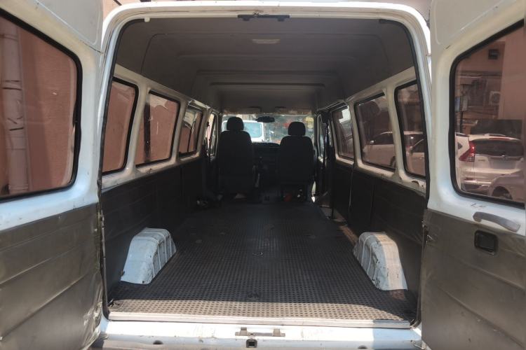 Used JMC Transit 2017 2.8T Commercial Version Long Wheelbase Mid-Roof 6/7/8-Seater JX493 Trunk