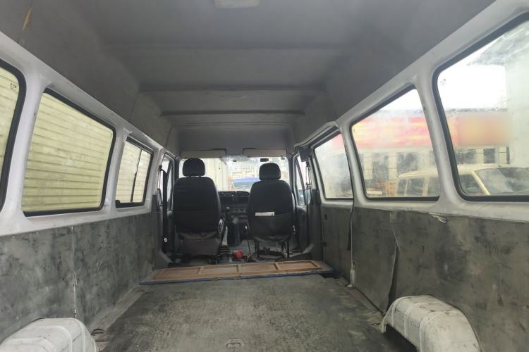 Used JMC Transit 2017 2.8T Commercial Version Long Wheelbase Mid-Roof 6/7/8-Seater JX493 Trunk