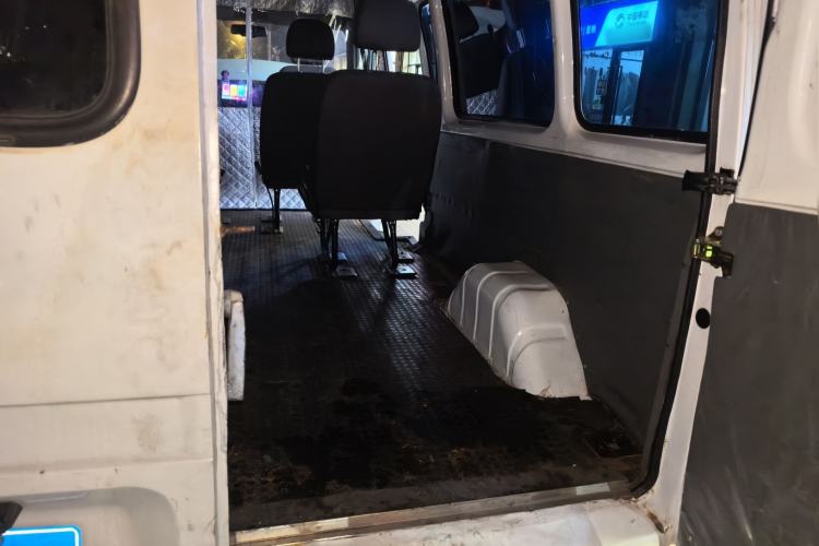 Used JMC Transit 2017 2.8T Commercial Version Long Wheelbase Mid-Roof 6/7/8-Seater JX493 Trunk