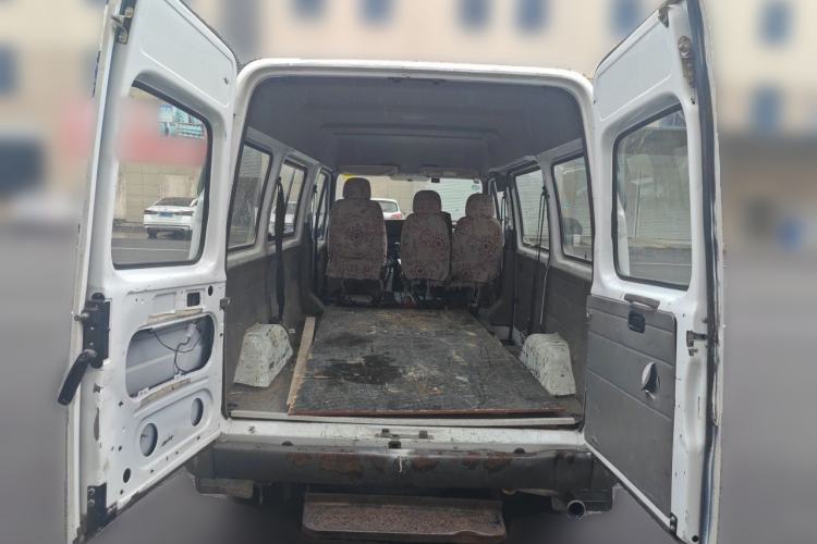 Used JMC Transit 2017 2.8T Commercial Version Short Wheelbase Mid-Roof 6/7/8-Seater JX493 Trunk