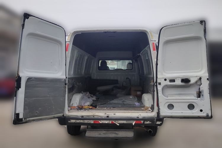Used JMC Transit 2017 2.8T Commercial Version Long Wheelbase Mid-Roof 3-Seater JX493 Trunk