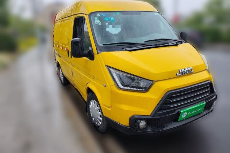 Used JMC Transit  Front Right 45 Deg
