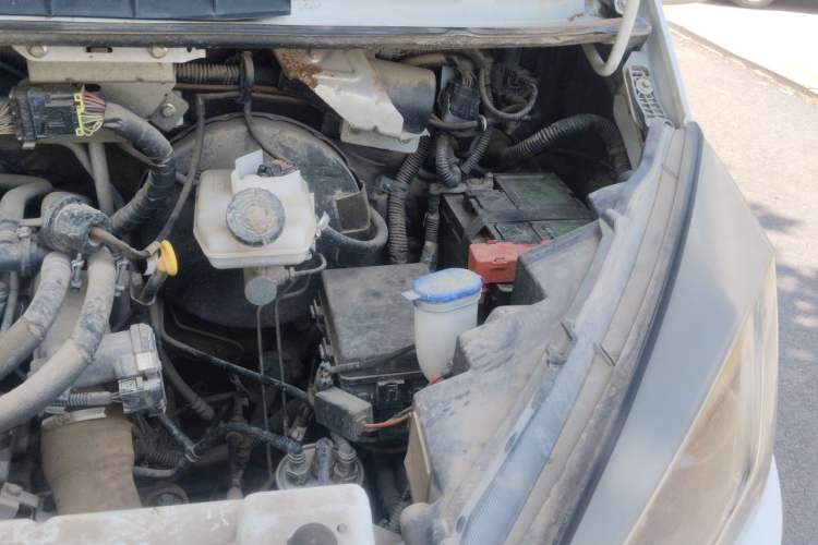Used JMC Transit  Engine Bay Left
