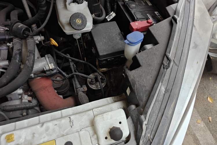 Used JMC Transit  Engine Bay Left