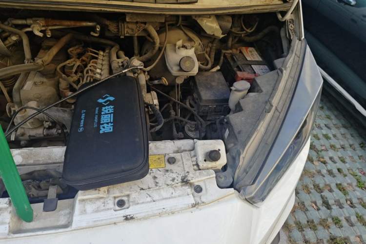 Used JMC Transit  Engine Bay Left
