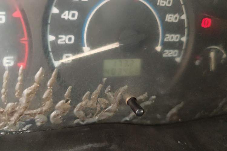 Used JMC Transit  Odometer Close Up