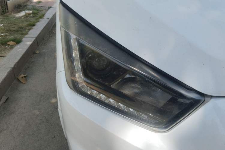 Used JMC Transit  Right Front Headlight
