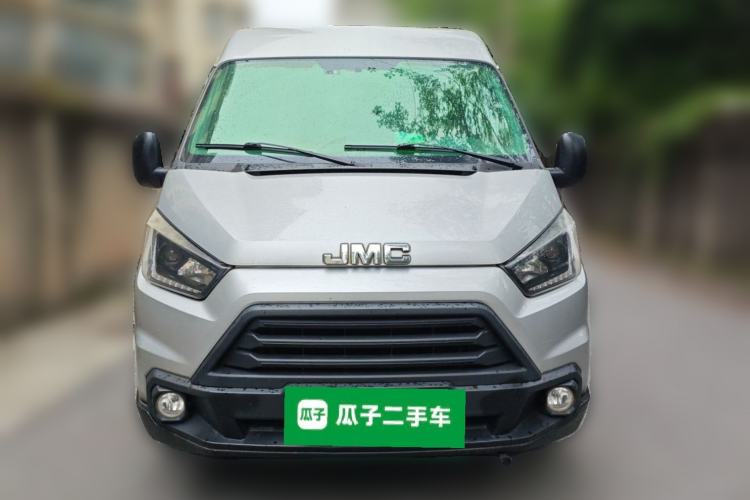 Used JMC Transit 2019 2.8T Commercial Version Long Wheelbase Mid-Roof 6-Seater Rear Single Tire China VI Emission Standard – JX493 Front