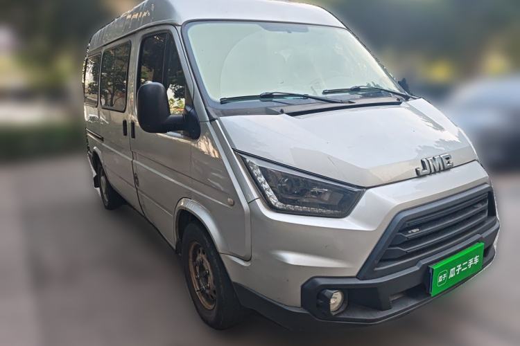 Used JMC Transit 2019 2.8T Commercial Version Short Wheelbase Mid-Roof 6-Seater China VI JX493 Front Right 45 Deg