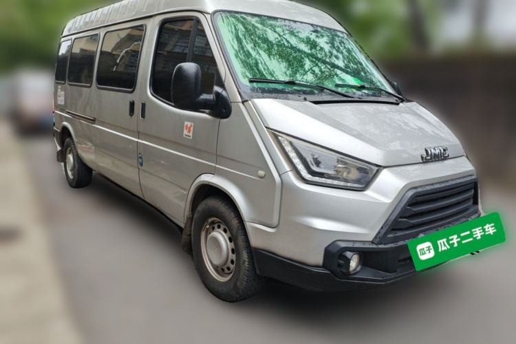 Used JMC Transit 2019 2.8T Commercial Version Long Wheelbase Mid-Roof 6-Seater Rear Single Tire China VI Emission Standard – JX493 Front Right 45 Deg