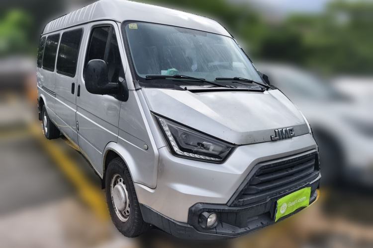 Used JMC Transit 2019 2.8T Commercial Version Long Wheelbase Mid-Roof 6-Seater Rear Single Tire China VI Emission Standard – JX493 Front Right 45 Deg