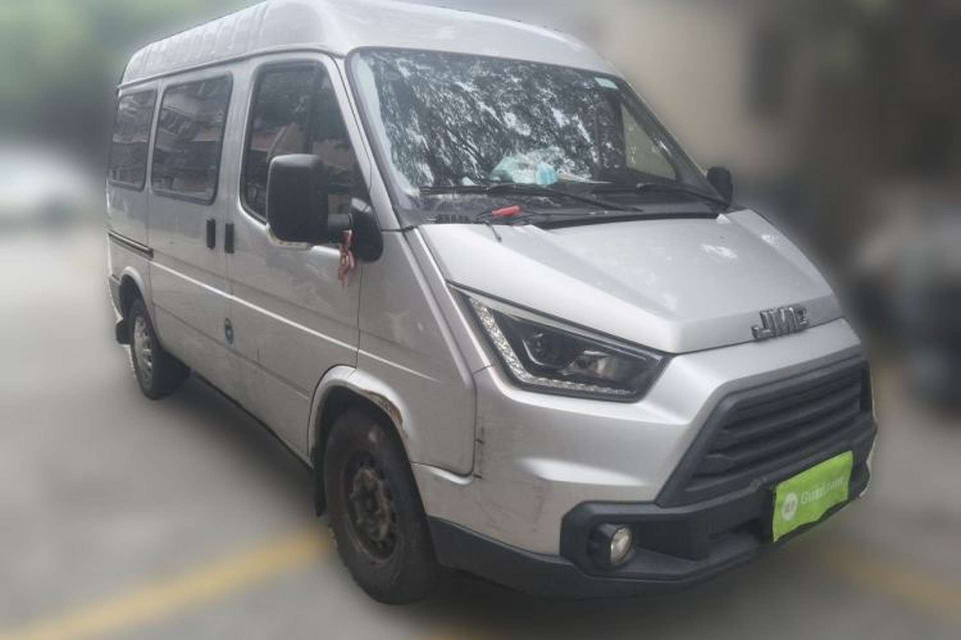 Used JMC Transit 2019 2.8T Commercial Version Short Wheelbase Mid-Roof 6-Seater China VI JX493 Front Right 45 Deg