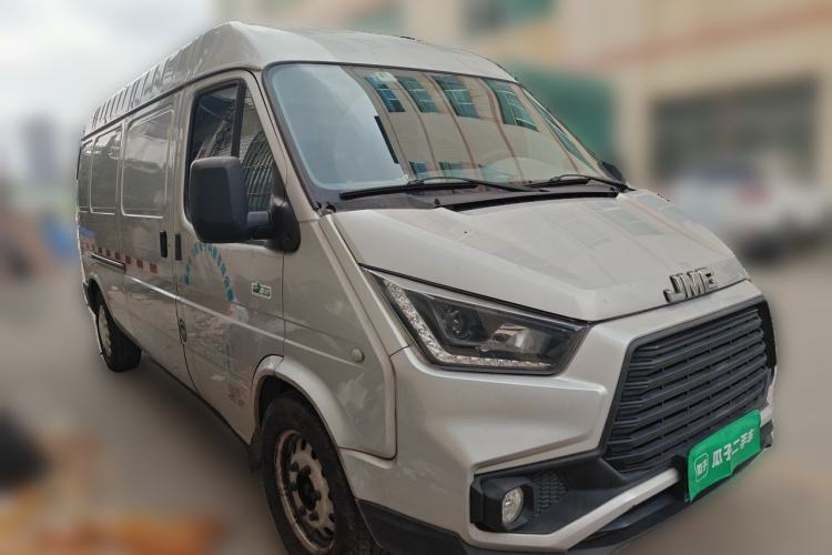 Used JMC Transit 2019 2.8T Commercial Version Long Wheelbase Mid-Roof 3-Seater Rear Single Tire China VI Emission Standard – JX493 Front Right 45 Deg