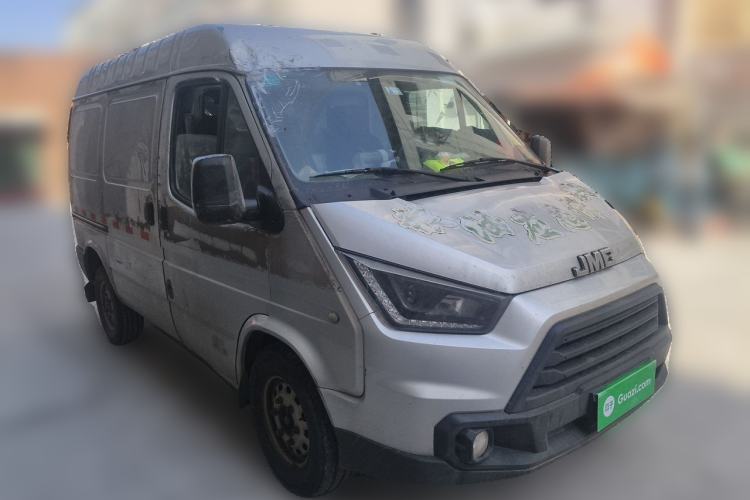 Used JMC Transit 2019 2.8T Commercial Version Short Wheelbase Mid-Roof 3-Seater China VI Standard JX493 Front Right 45 Deg