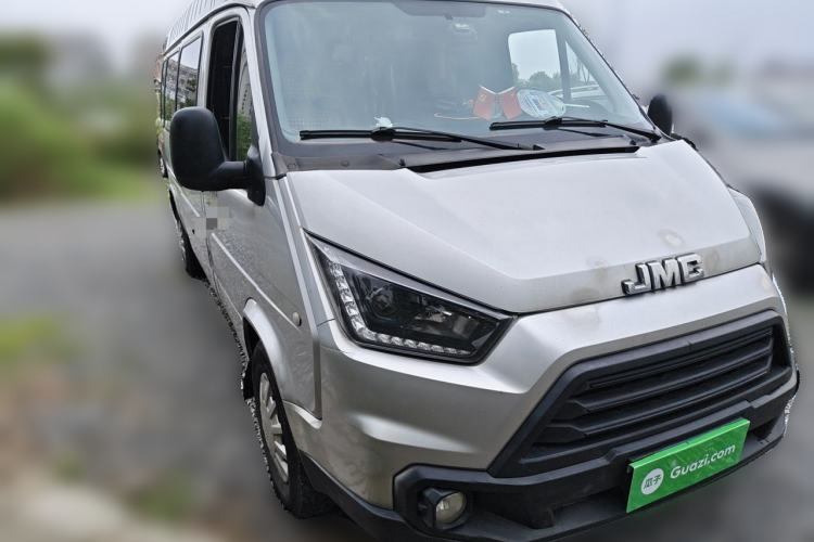 Used JMC Transit 2019 2.8T Commercial Version Long Wheelbase Mid-Roof 6-Seater Rear Single Tire China VI Emission Standard – JX493 Front Right 45 Deg