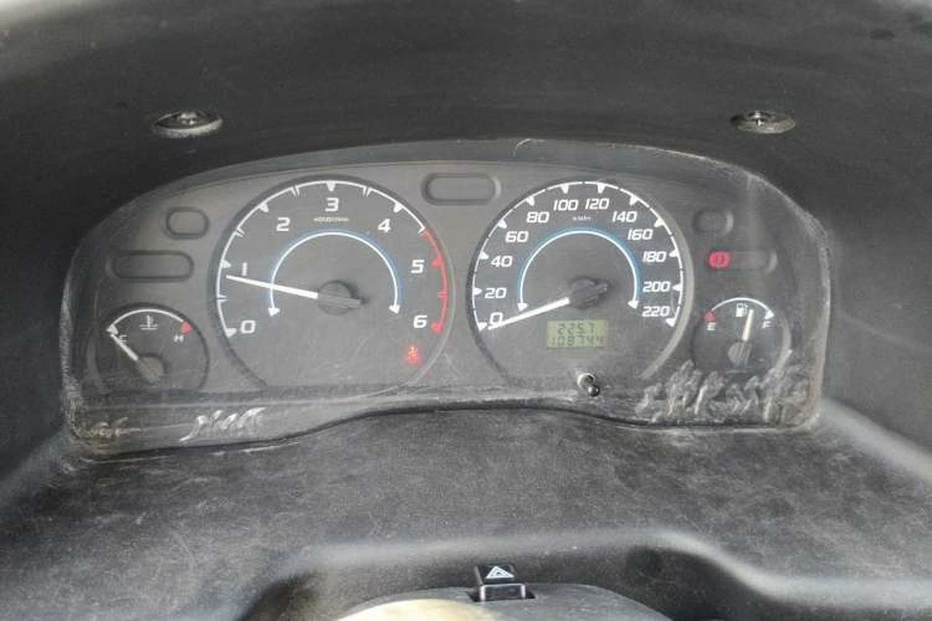 Used JMC Transit 2019 2.8T Commercial Version Long Wheelbase Mid-Roof 6-Seater Rear Single Tire China VI Emission Standard – JX493 Instrument Cluster