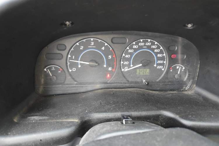 Used JMC Transit 2019 2.8T Commercial Version Long Wheelbase Mid-Roof 6-Seater Rear Single Tire China VI Emission Standard – JX493 Instrument Cluster