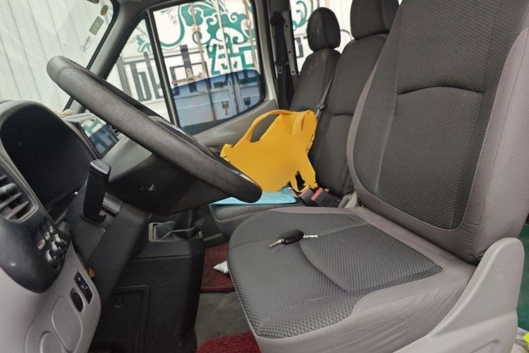 Used JMC Transit 2019 2.8T Commercial Version Short Wheelbase Mid-Roof 6-Seater China VI JX493 Left Front Seat