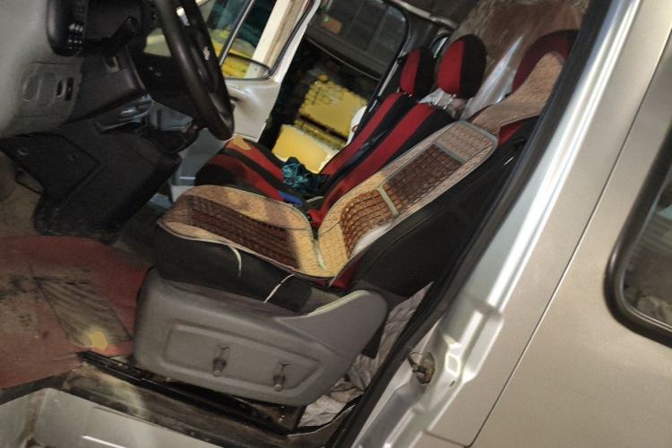 Used JMC Transit 2019 2.8T Commercial Version Short Wheelbase Mid-Roof 6-Seater China VI JX493 Left Front Seat