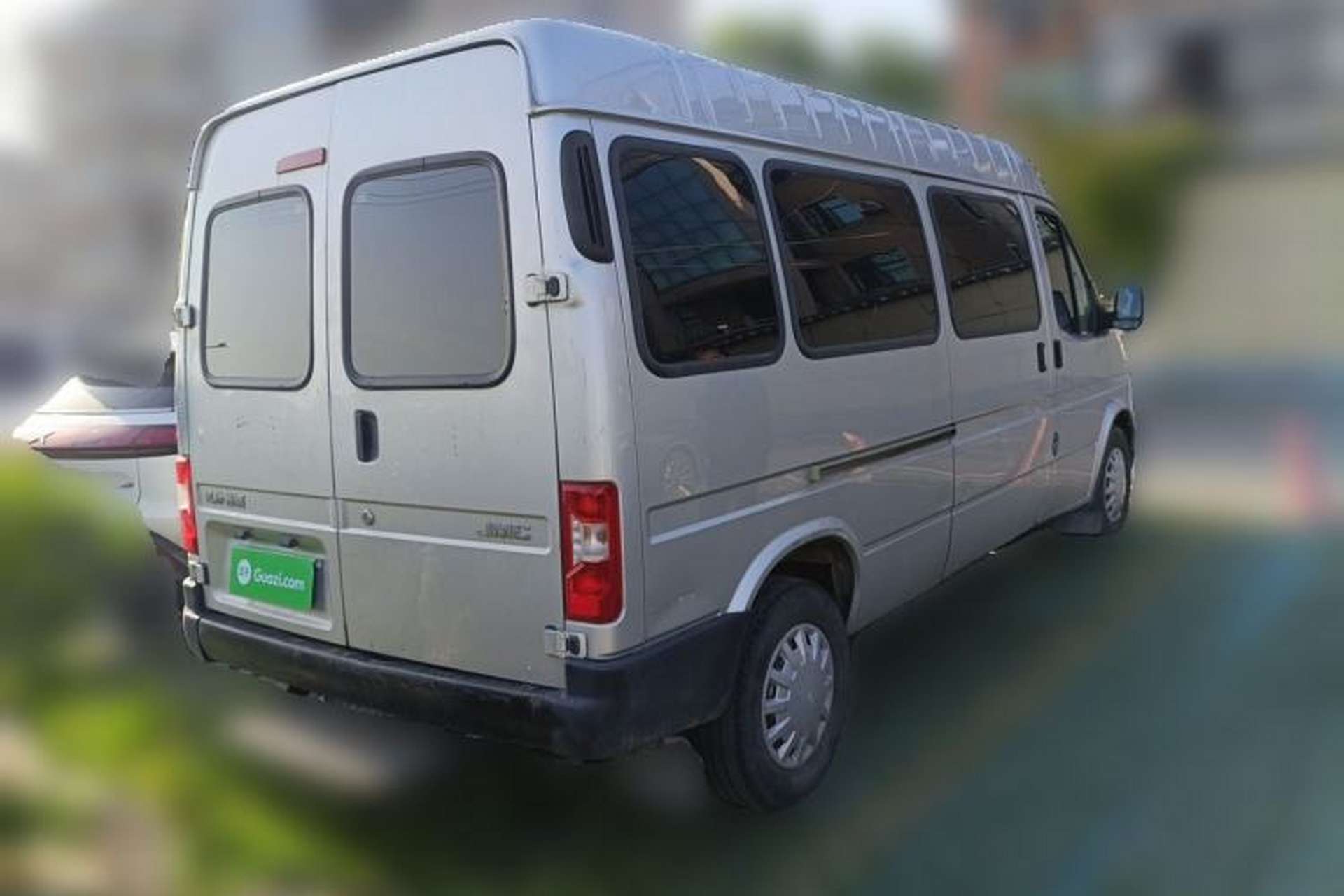 Used JMC Transit 2019 2.8T Commercial Version Long Wheelbase Mid-Roof 6-Seater Rear Single Tire China VI Emission Standard – JX493 Rear Right 45 Deg