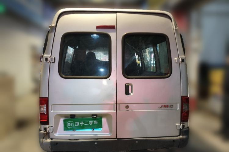 Used JMC Transit 2019 2.8T Commercial Version Short Wheelbase Mid-Roof 6-Seater China VI JX493 Rear