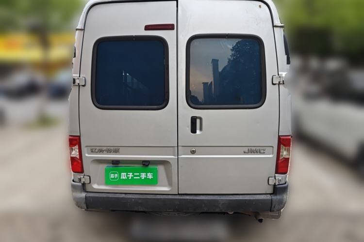 Used JMC Transit 2019 2.8T Commercial Version Long Wheelbase Mid-Roof 6-Seater Rear Single Tire China VI Emission Standard – JX493 Rear