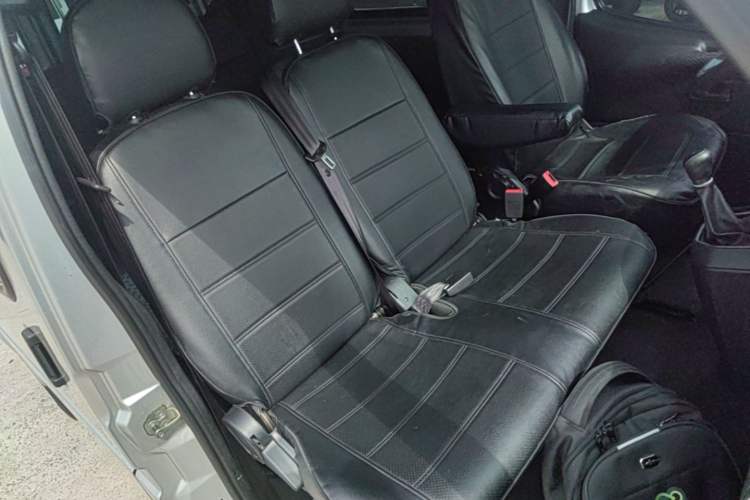 Used JMC Transit 2019 2.8T Commercial Version Short Wheelbase Mid-Roof 6-Seater China VI JX493 Right Front Seat