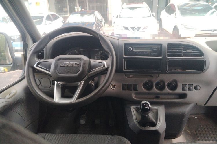 Used JMC Transit 2019 2.8T Commercial Version Short Wheelbase Mid-Roof 6-Seater China VI JX493 Steering Wheel