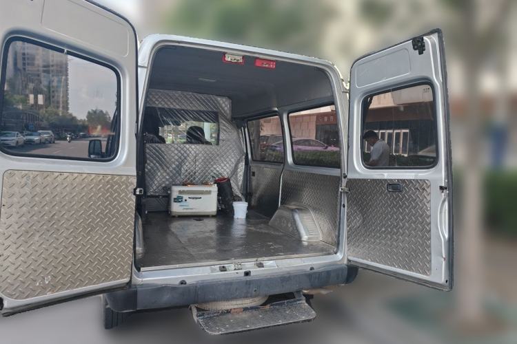Used JMC Transit  Trunk