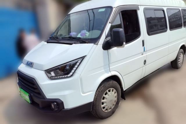 Used JMC Transit 2019 2.8T Commercial Version Long Wheelbase Mid-Roof 6-Seater Rear Single Tire China VI Emission Standard – JX493