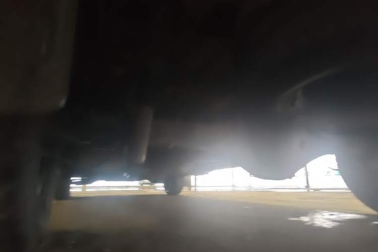 Used JMC Transit 2019 2.8T Commercial Version Long Wheelbase Mid-Roof 3-Seater Rear Single Tire China VI Emission Standard – JX493 Chassis Rear