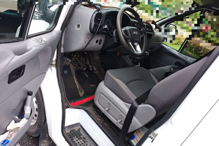 Used JMC Transit 2019 2.8T Commercial Version Short Wheelbase Mid-Roof 6-Seater China VI JX493 Driver Seat